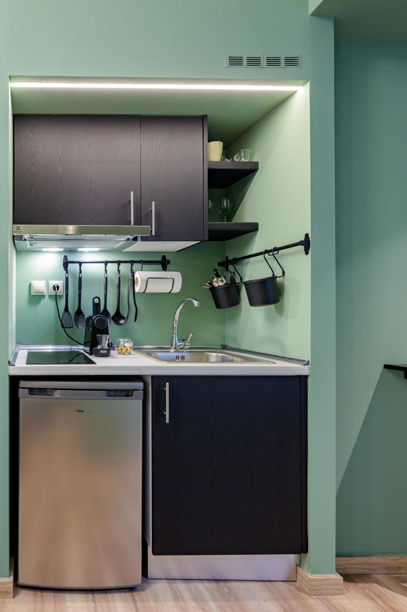 Urban Tales Aparthotel เอเธนส์ ภายนอก รูปภาพ